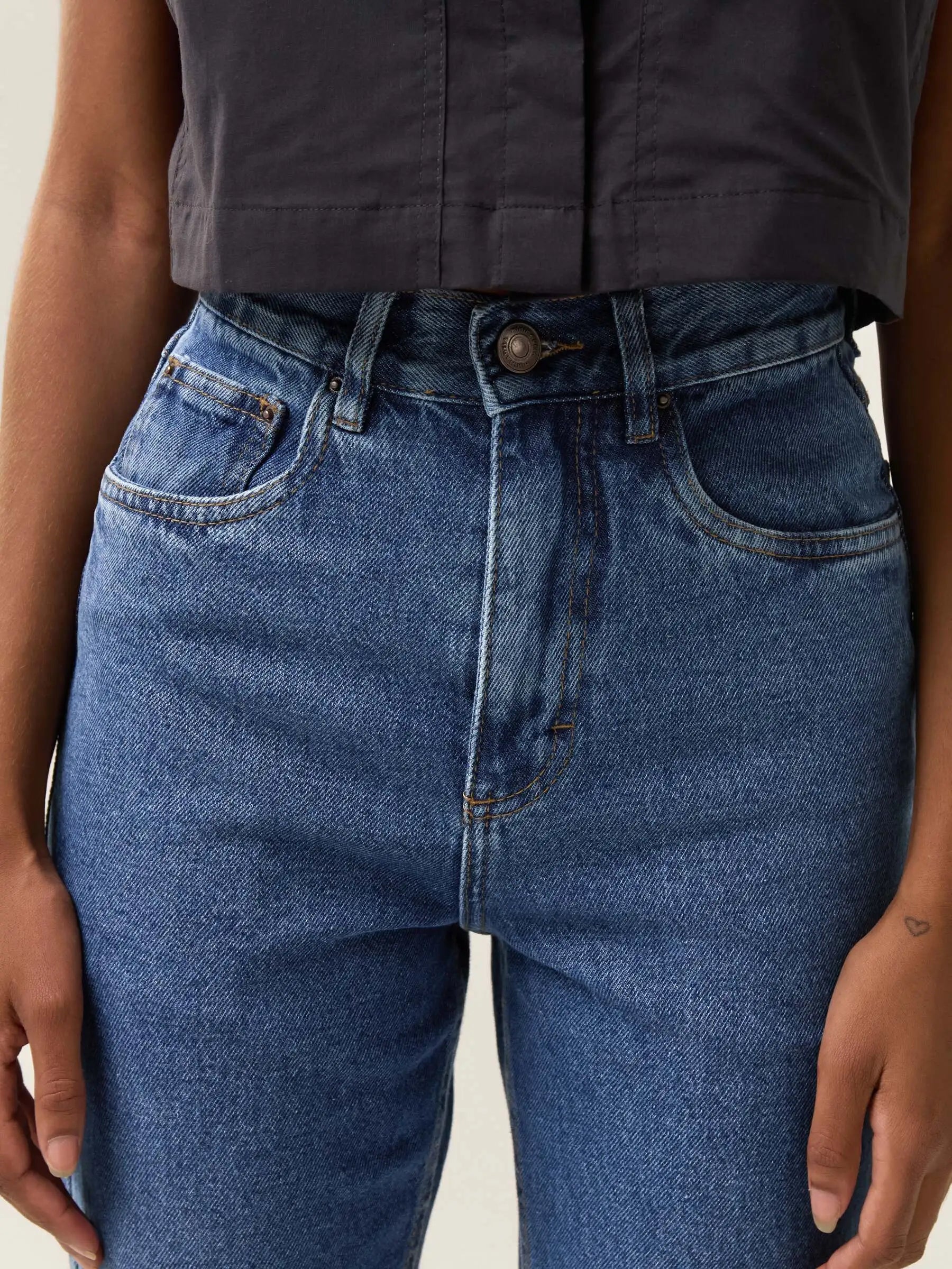 Calça Jeans Mom Jequitibá Azul Médio