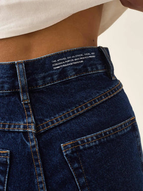 Calça Jeans Reta Araçá Azul Escuro