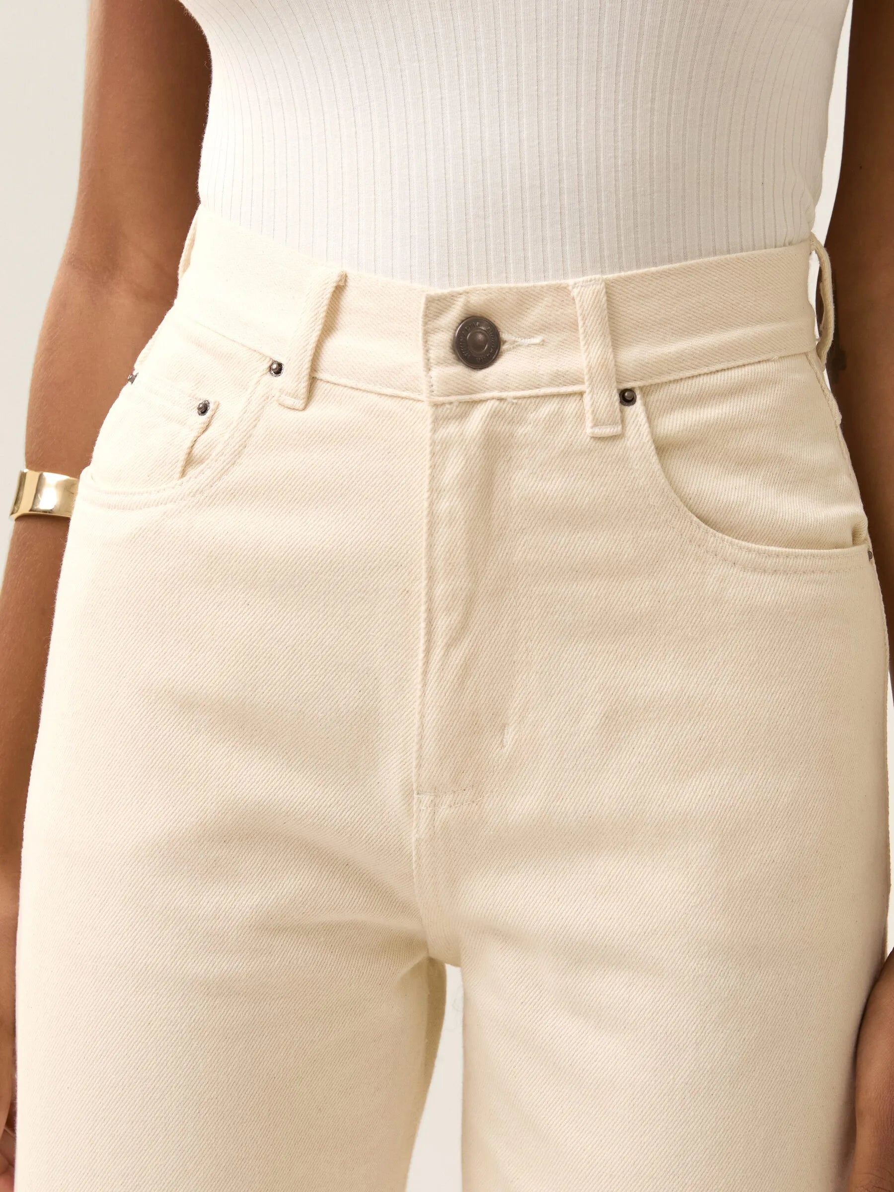 Calça Jeans Reta Araçá Bege