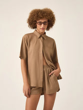 Camisa Jambo Marrom Claro