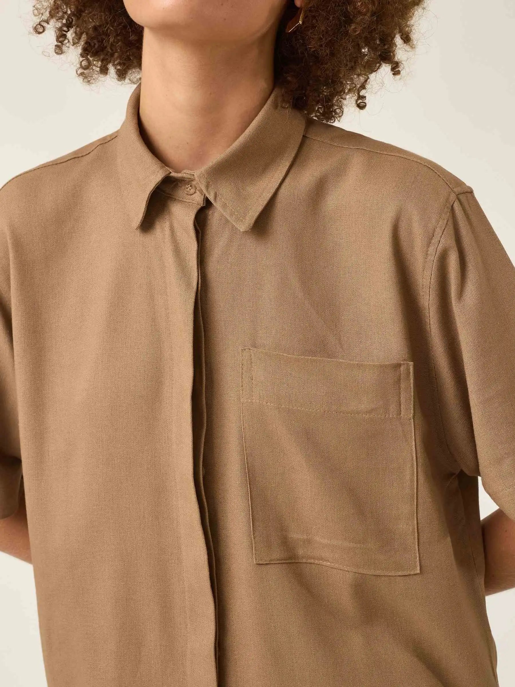 Camisa Jambo Marrom Claro