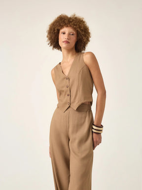 Colete Calêndula Marrom Claro