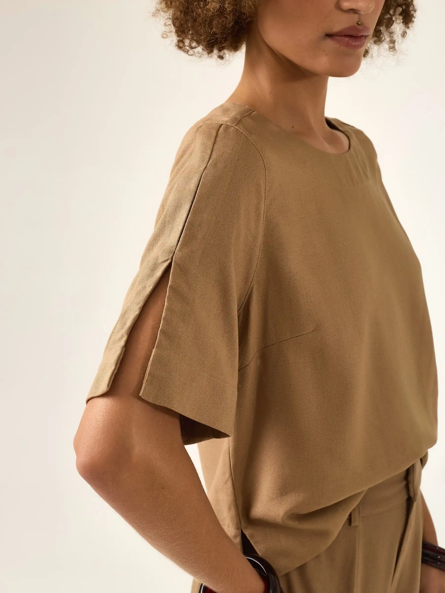 Blusa Tulipa Marrom Claro